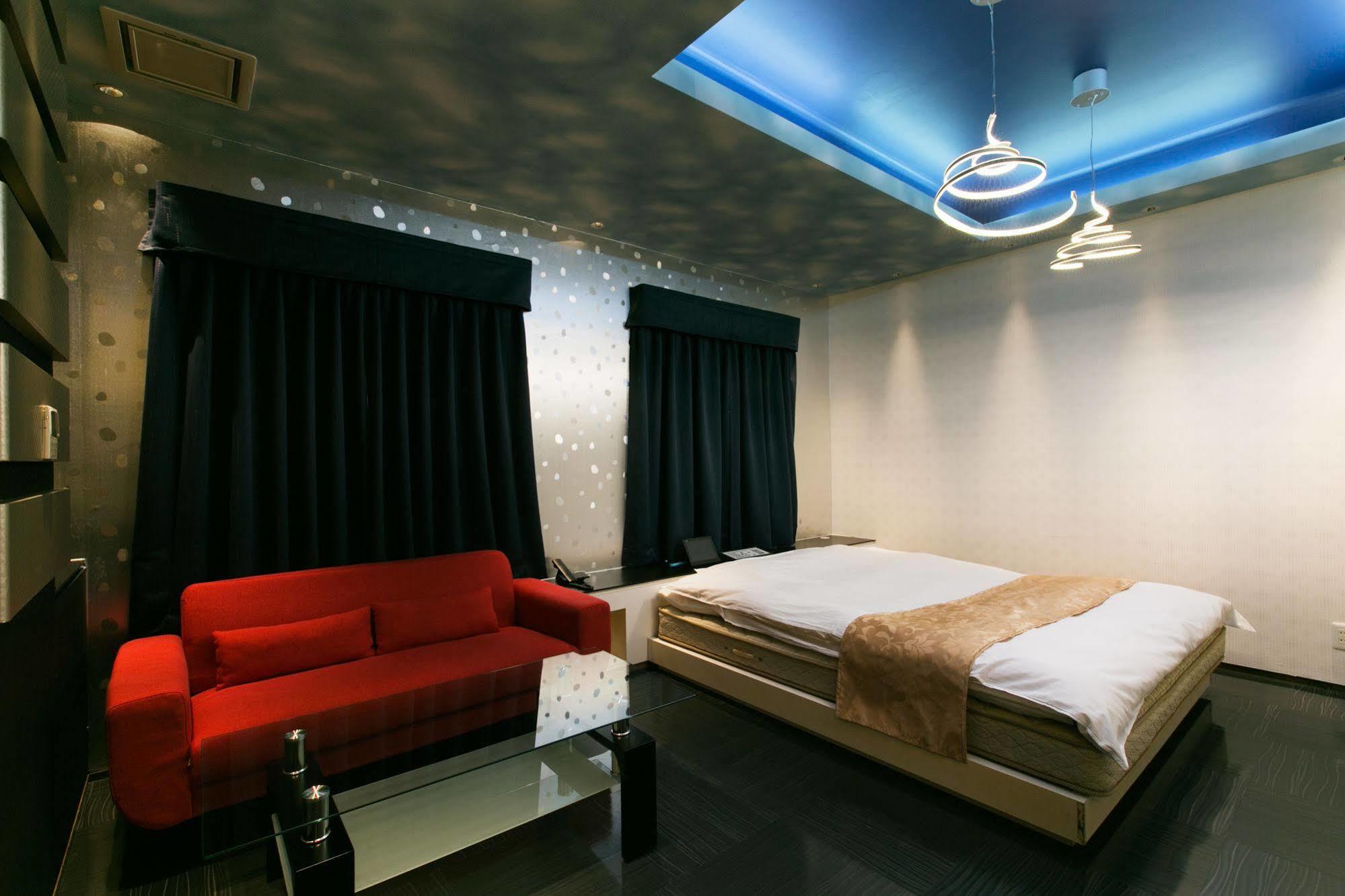 Hotel Atlantis (Adults Only) Осака Экстерьер фото
